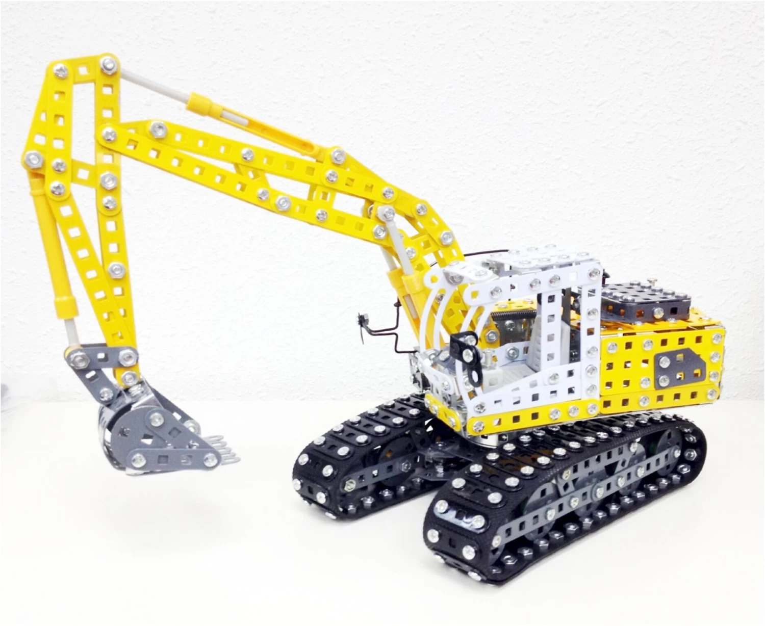 Tronico Profi Liebherr Graafmachine – 1 : 25 - Afbeelding 5